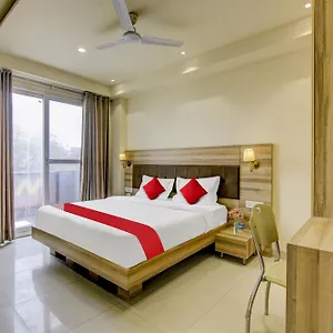 Hotel Collection O My Near Dwarka Sector 21 Metro Station, New Delhi
